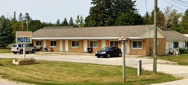 Carlsons Motel (Douds Motel) - 2024 Street View